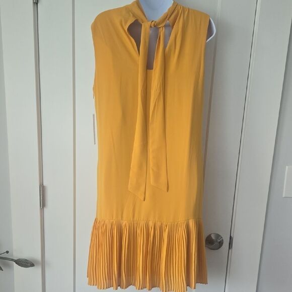 NEW Nanette Lepore Orange / Yelloq Sheath Dress with Pleated Ruffles - Picture 4 of 5